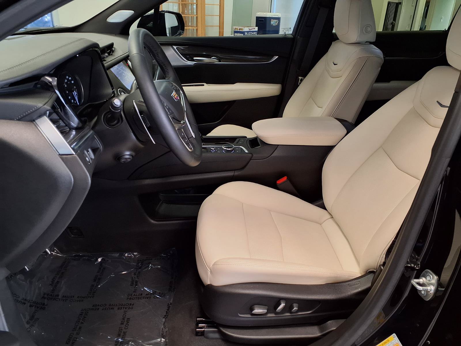Certified 2025 Cadillac XT5 Sportv AWD/4WD image 20