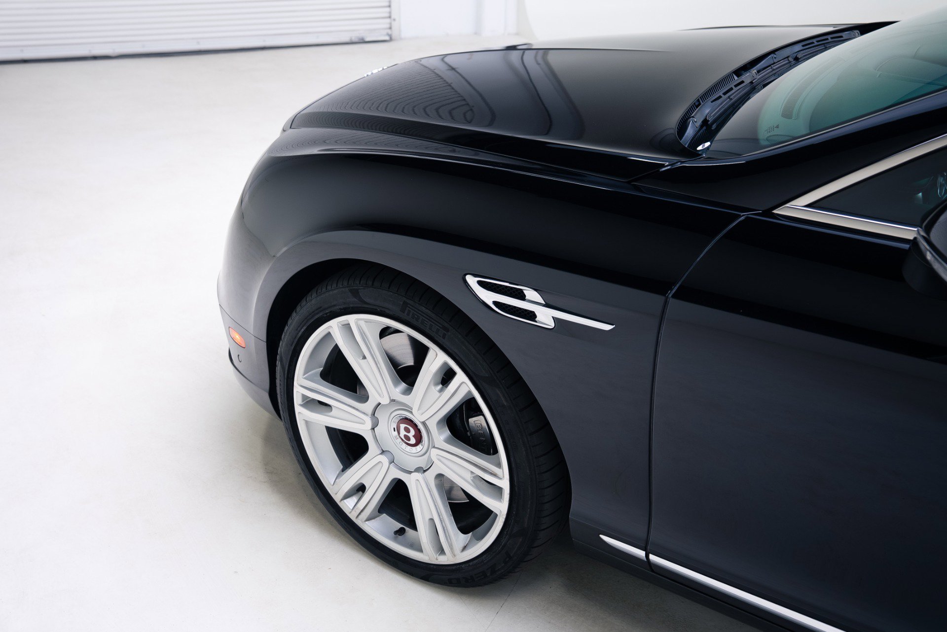 Used 2017 Bentley Continental GT image 17