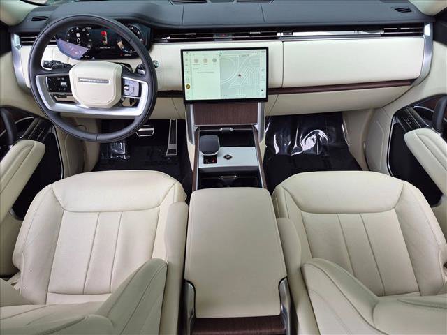 Certified 2024 Land Rover Range Rover SE AWD/4WD image 19