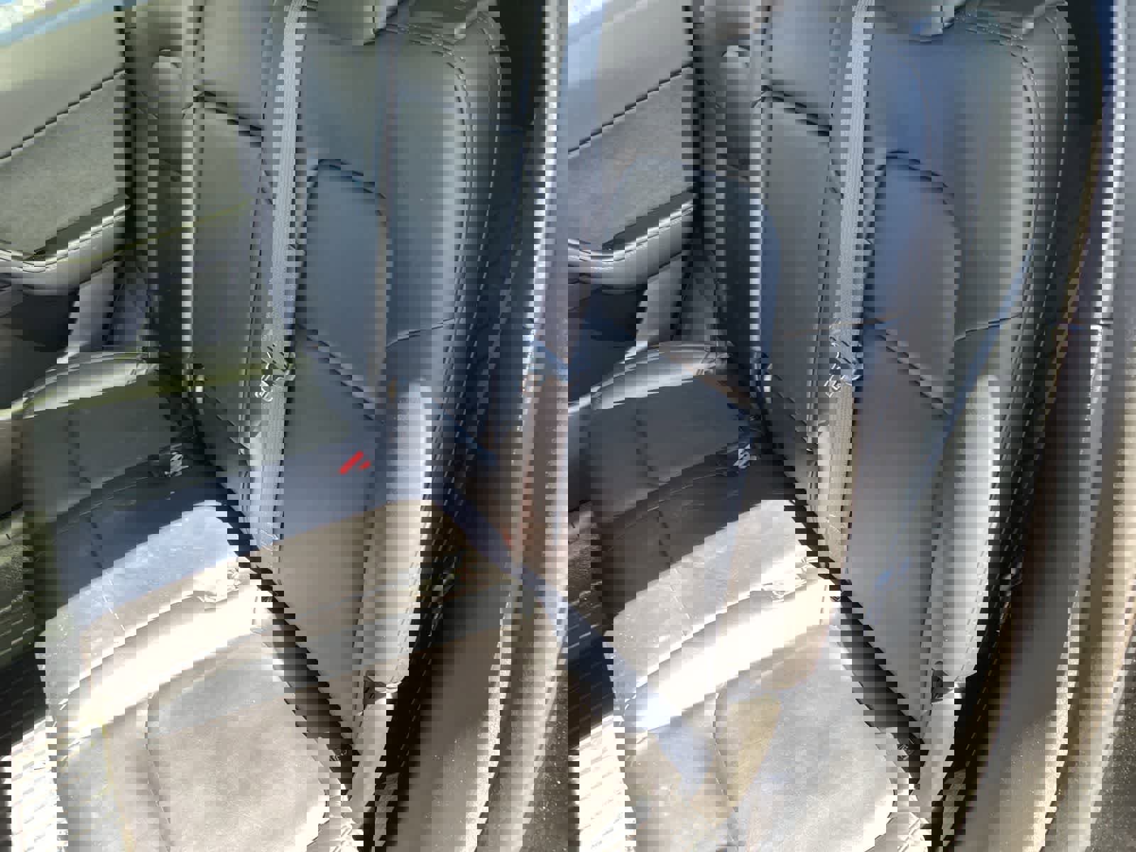 Used 2020 Tesla Model Y Long Range image 14