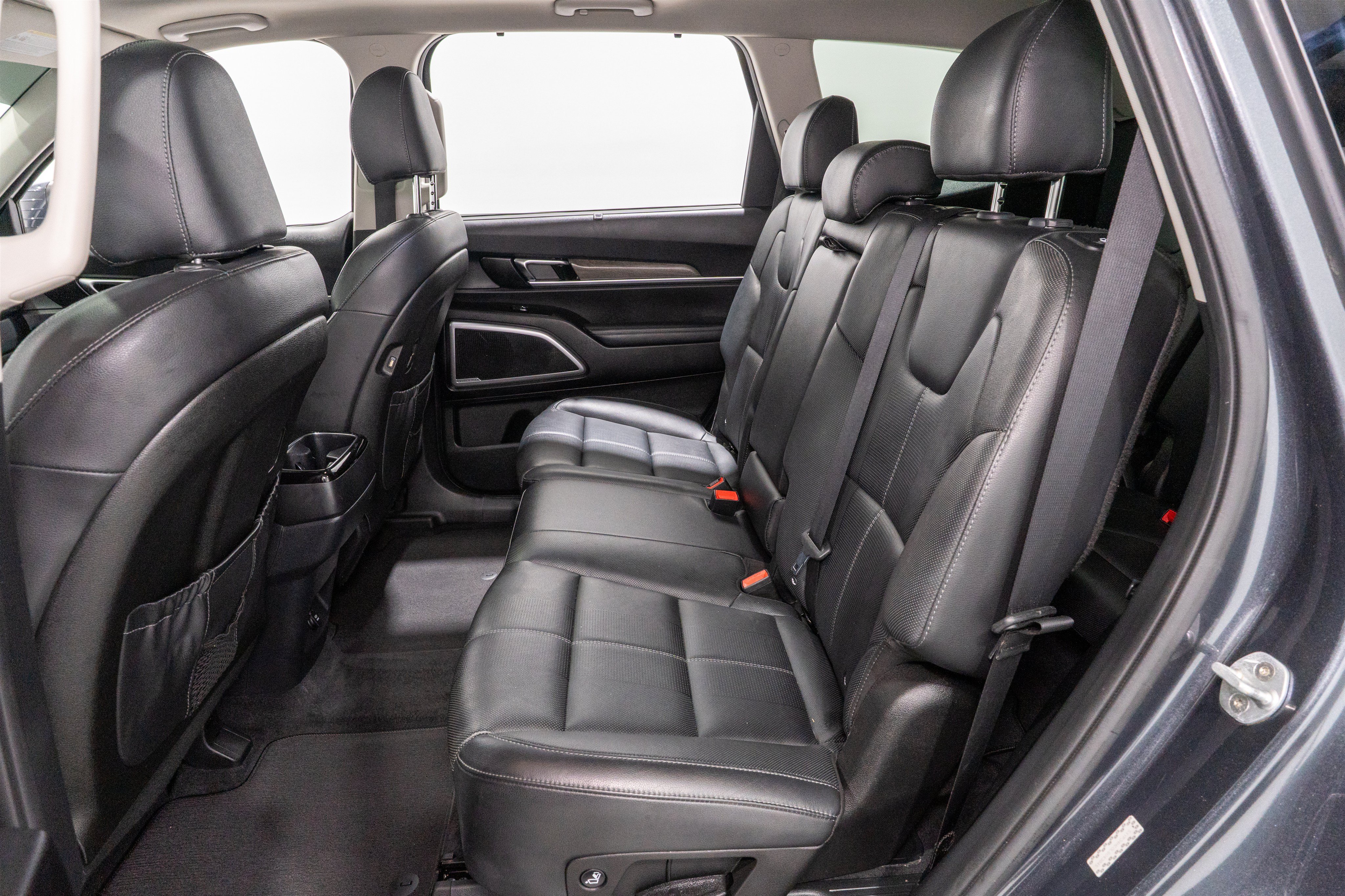 Used 2020 Kia Telluride EX w/ Towing Package FWD image 30