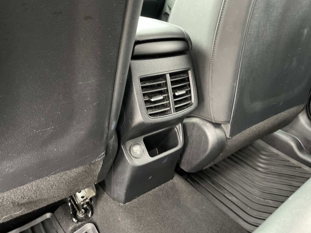 Used 2022 Kia Seltos S image 12