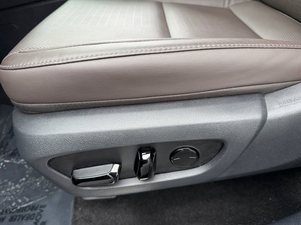 Certified 2024 Lexus TX 350 AWD w/ Captains Chair Package image 17