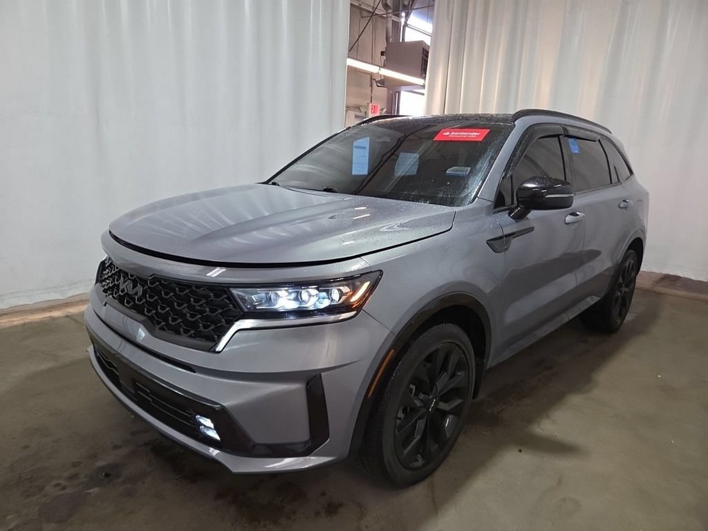 Used 2022 Kia Sorento SX FWD image 2