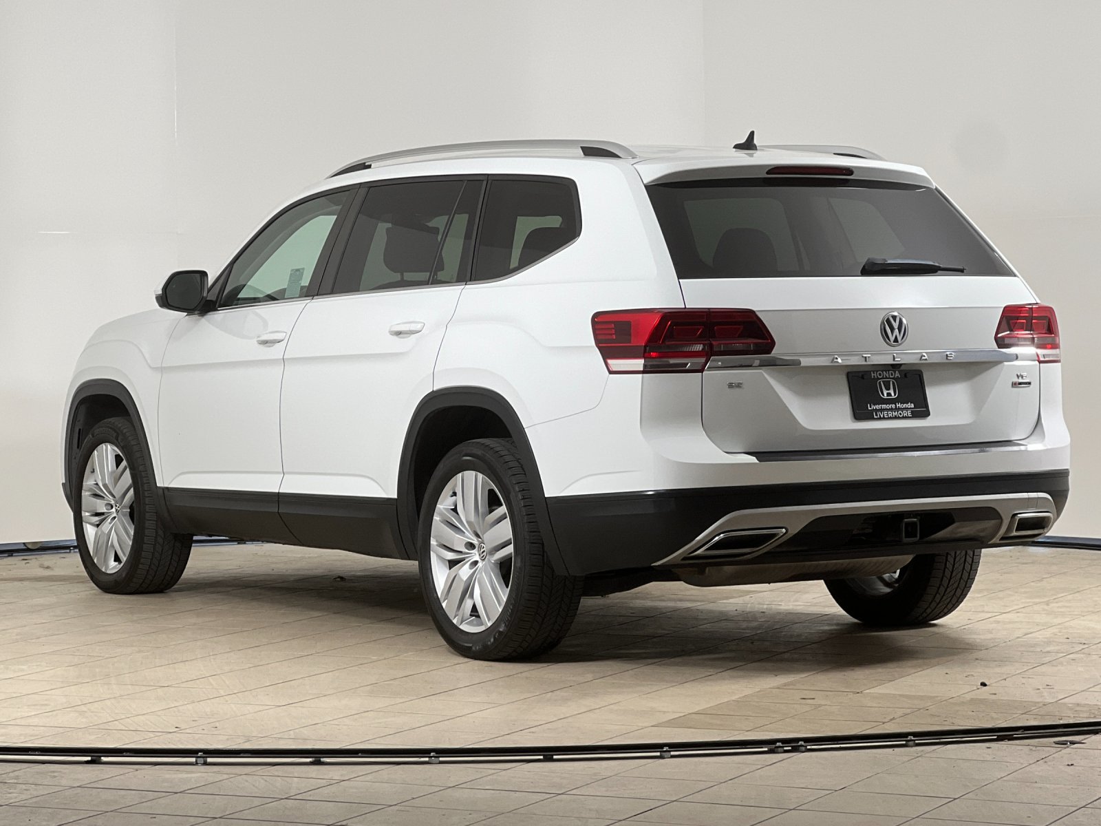 Used 2019 Volkswagen Atlas SE AWD/4WD image 4