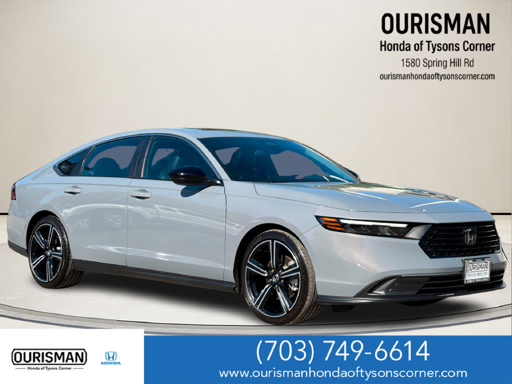 Used 2025 Honda Accord Sport image 1