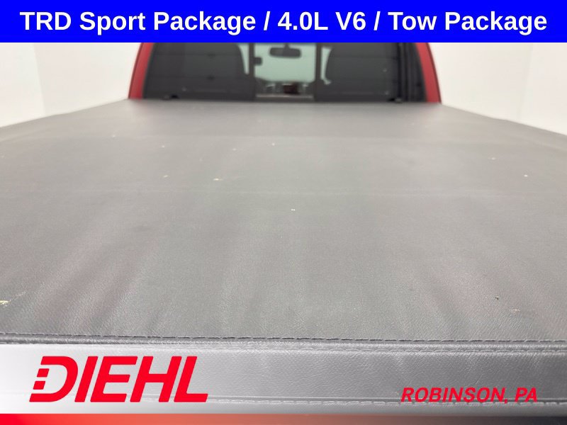 Used 2012 Toyota Tacoma 4x4 Access Cab V6 w/ TRD Sport Pkg image 9