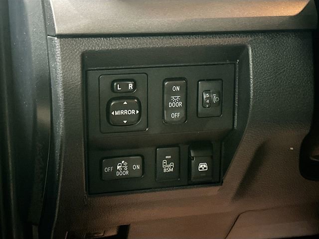 Used 2017 Toyota Tundra SR5 image 11