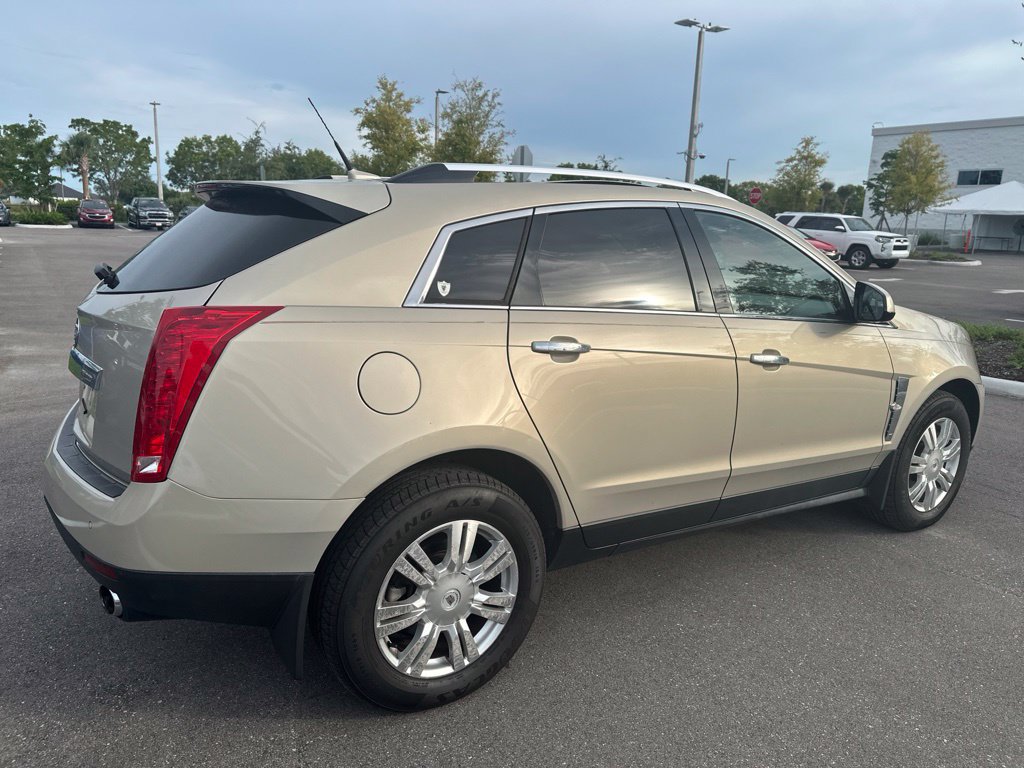 Used 2010 Cadillac SRX Luxury FWD image 7