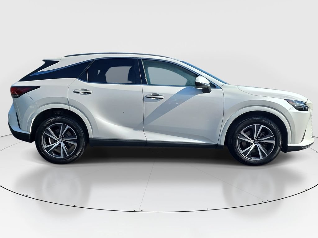 Used 2023 Lexus RX 350 Premium Plus w/ Accessory Package (Z1) AWD/4WD image 4