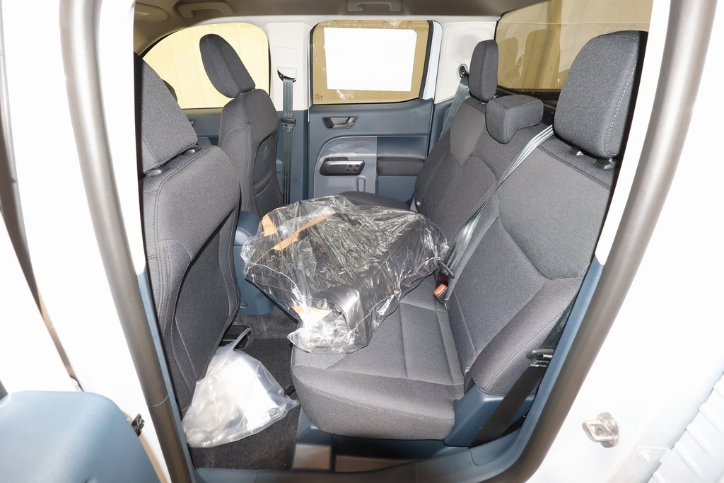 New 2025 Ford Maverick XL image 11