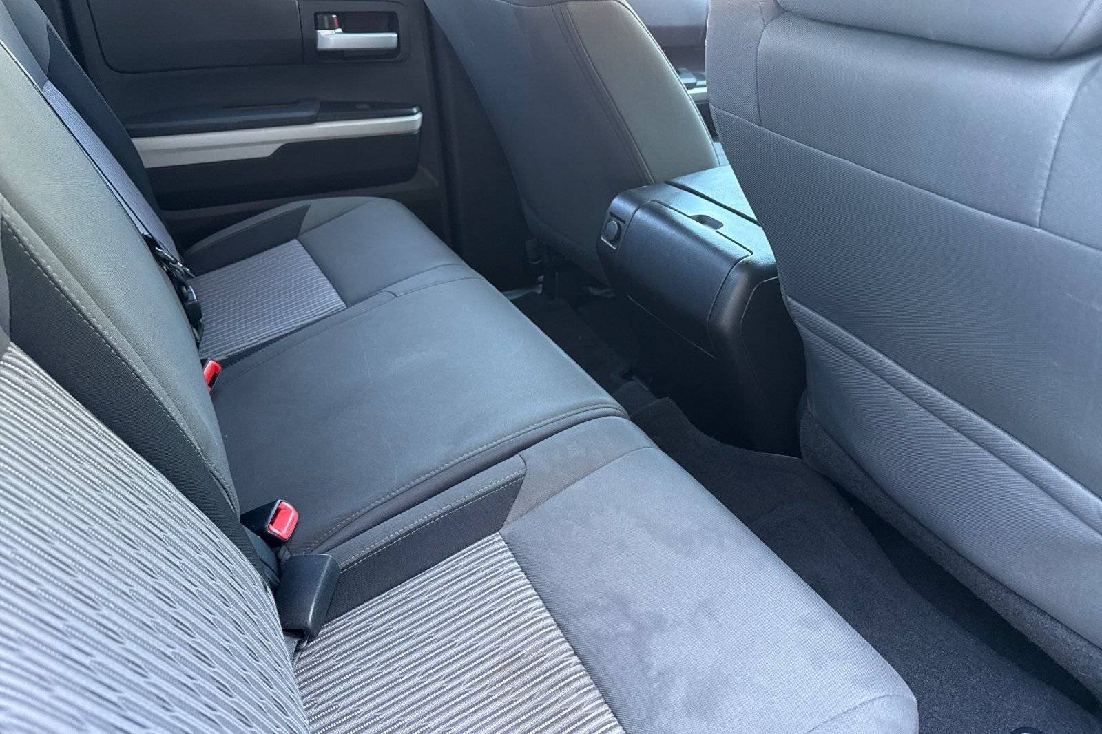 Used 2015 Toyota Tundra SR5 w/ SR5 Upgrade Package RWD image 17