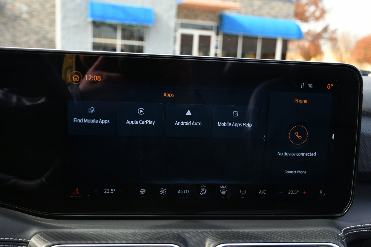 Used 2025 Ford Mustang Premium image 22