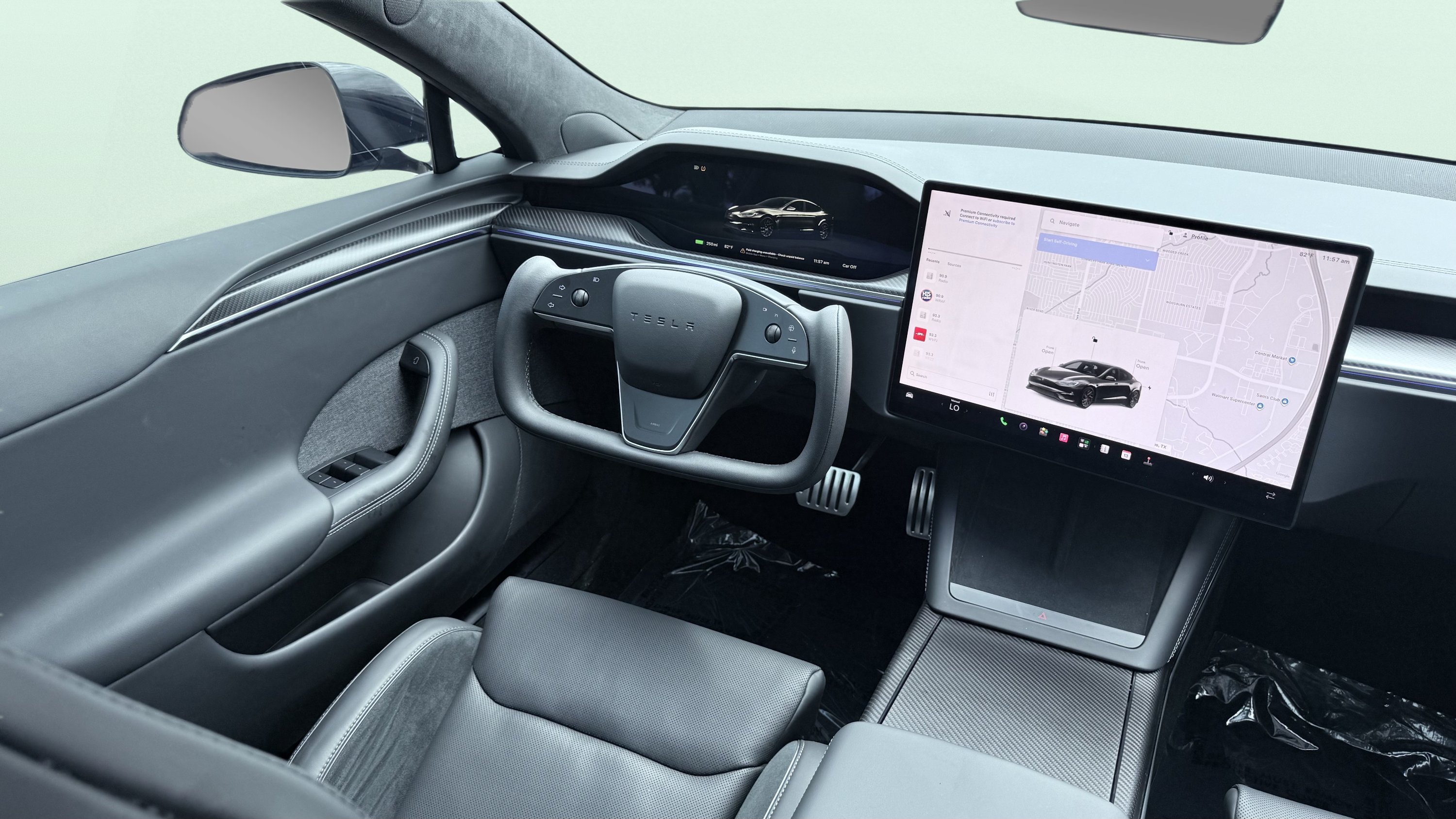 Used 2026 Tesla Model S Plaid AWD/4WD image 38