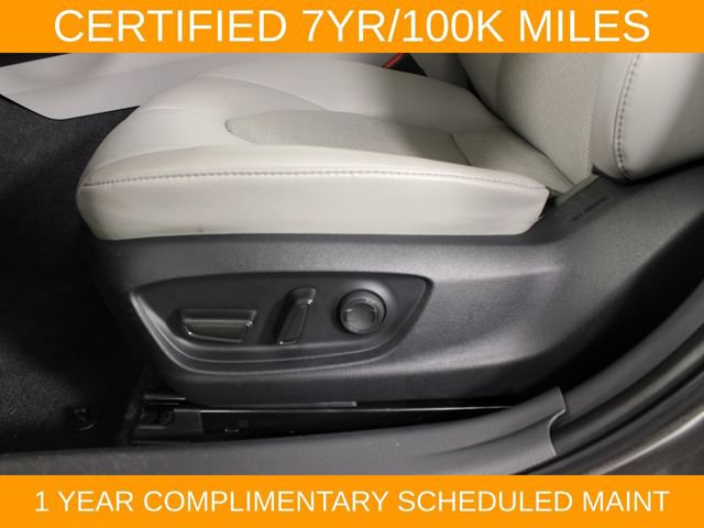 Used 2022 Toyota Camry XLE FWD image 18