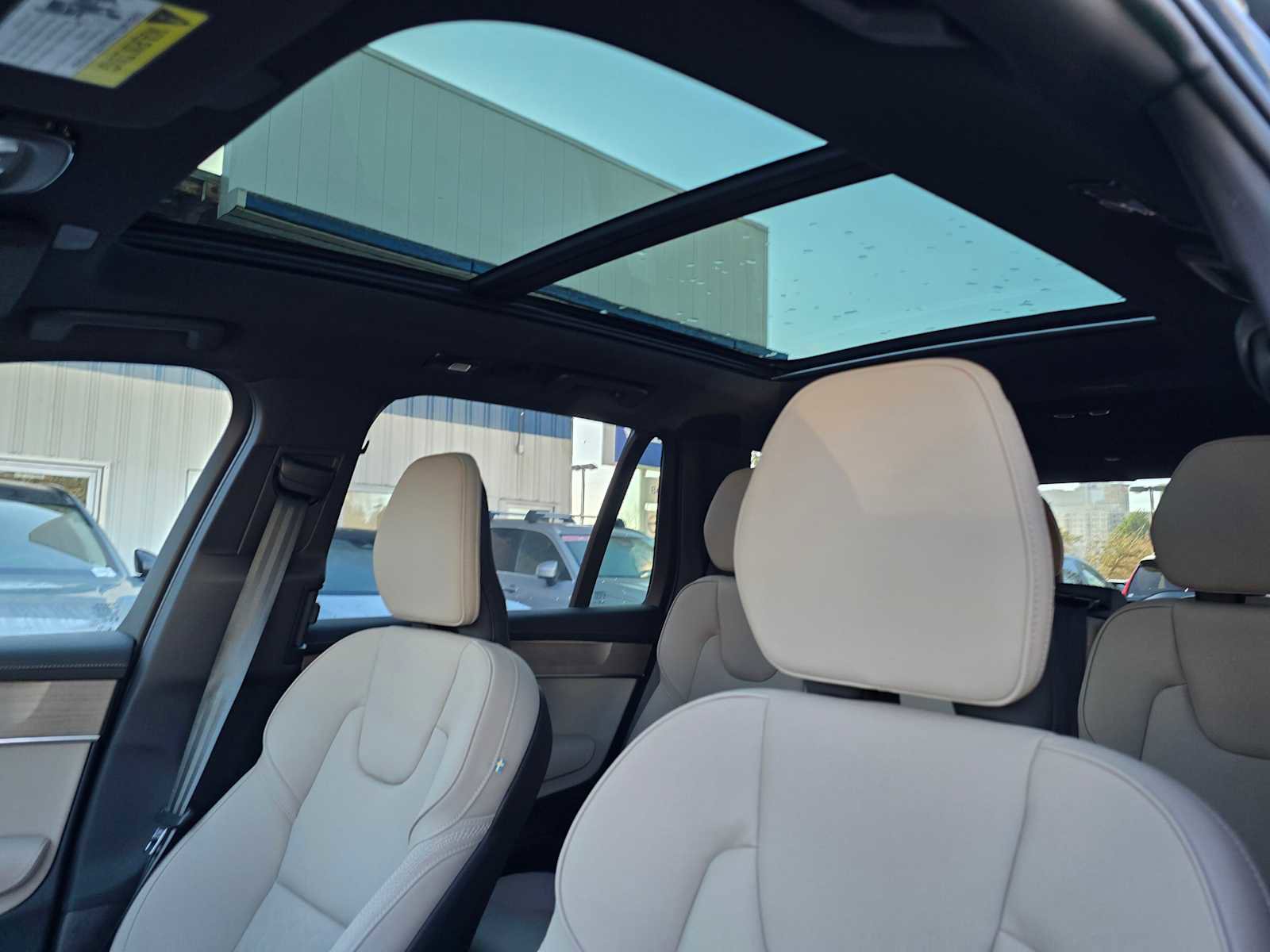 New 2026 Volvo XC90 B5 Plus w/ Protection Package AWD/4WD image 22