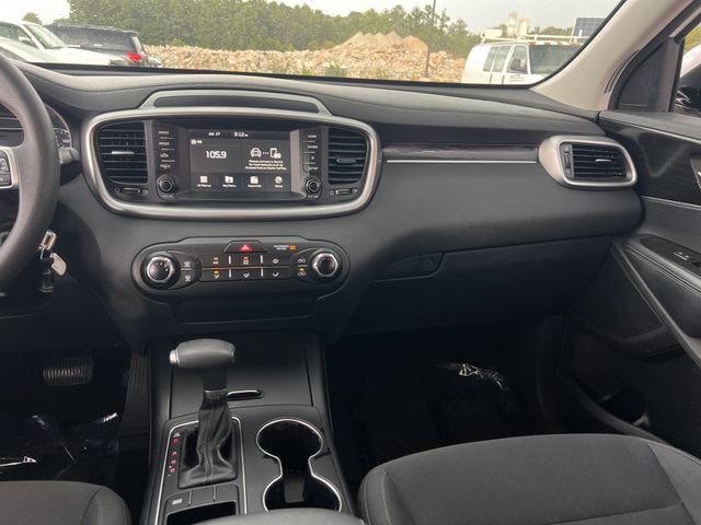 Used 2019 Kia Sorento FWD image 14