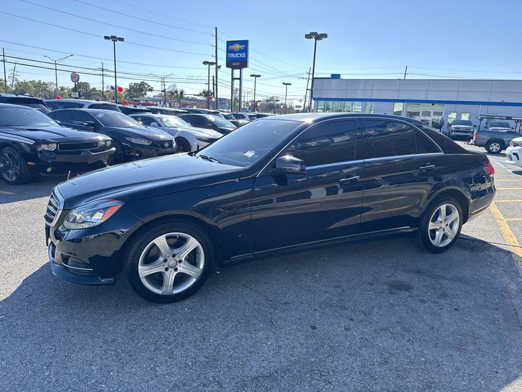 Used 2016 Mercedes-Benz E 350 Sedan w/ Premium Package image 4