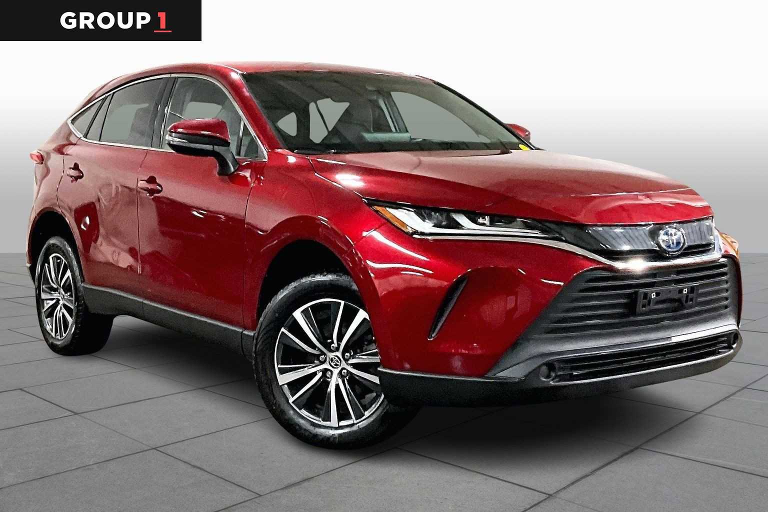 Certified 2023 Toyota Venza LE image 3