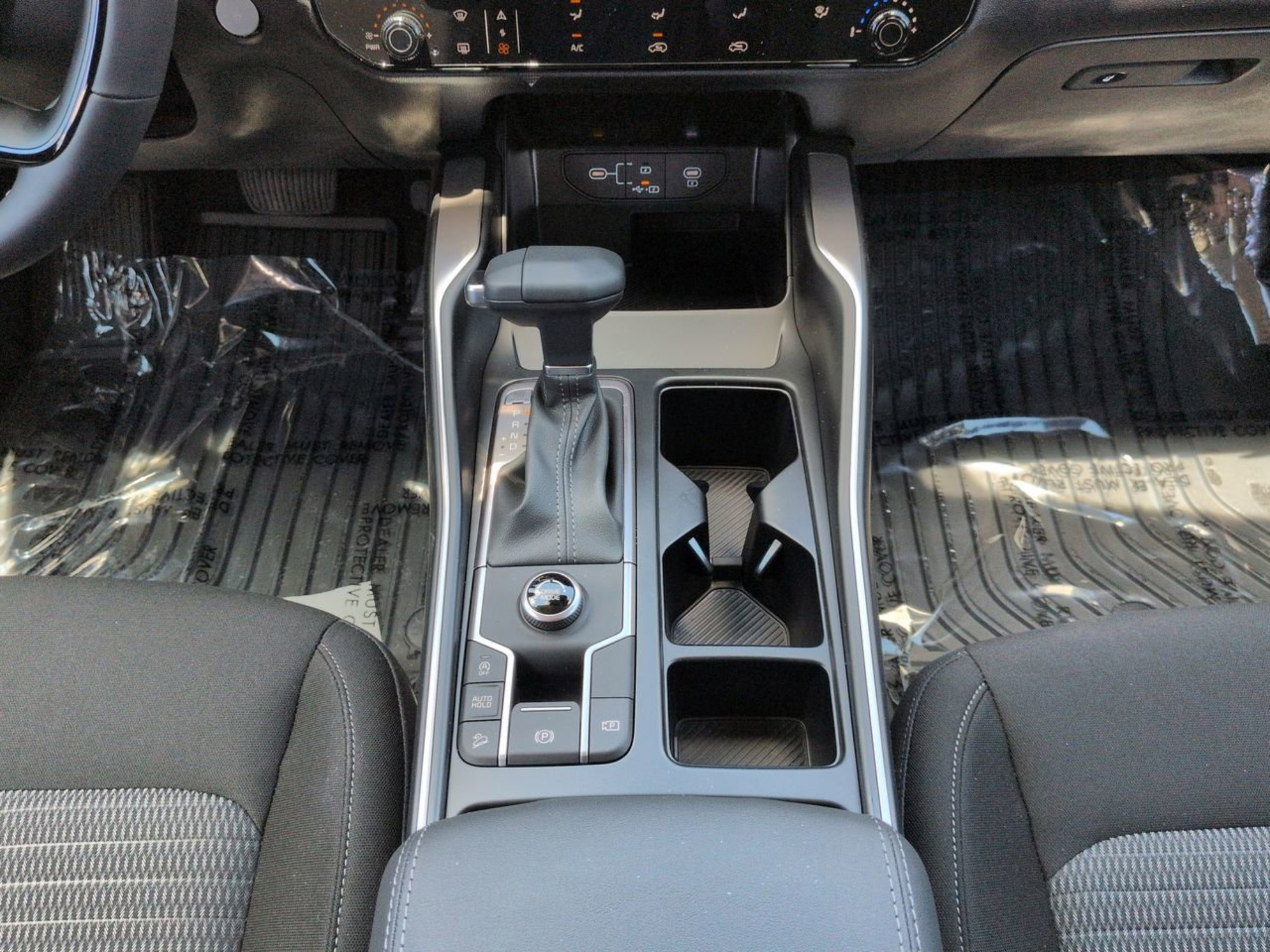 New 2026 Kia Sorento LX FWD image 24