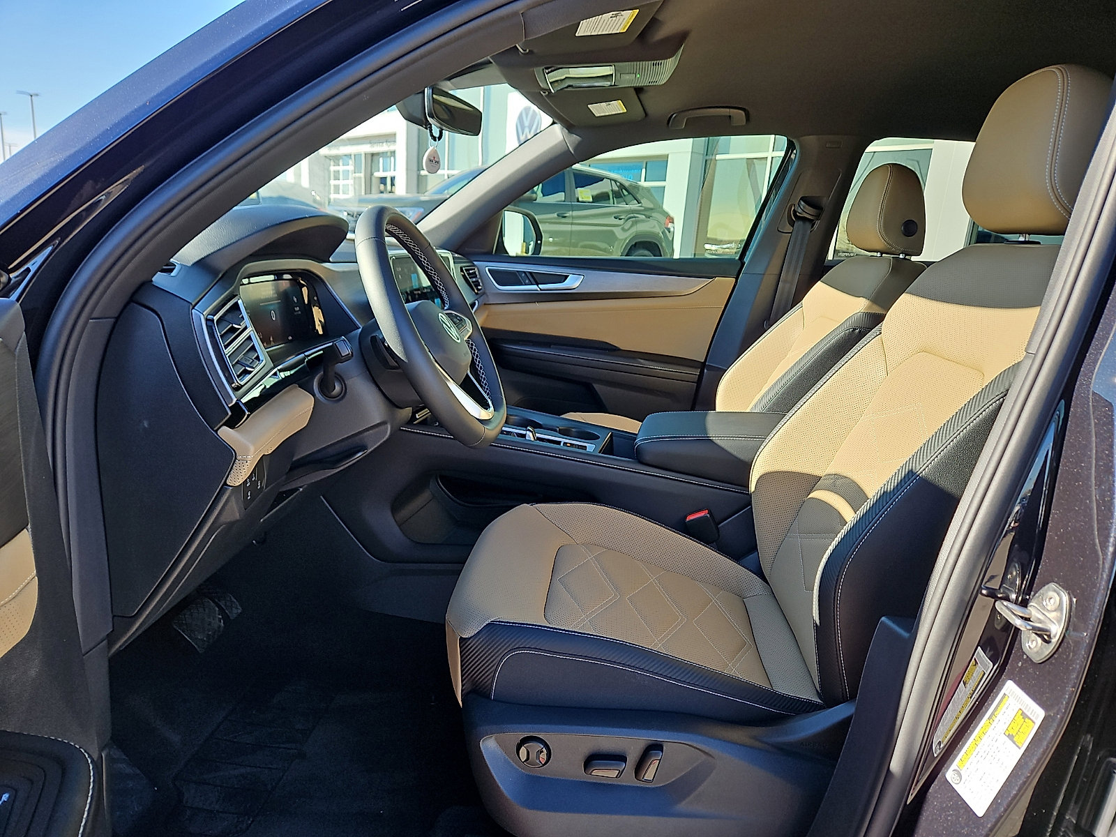 New 2026 Volkswagen Atlas Cross Sport SE image 10