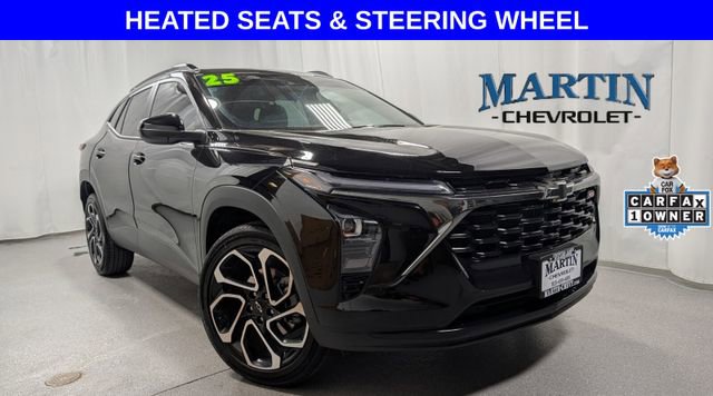 Used 2025 Chevrolet Trax RS image 1