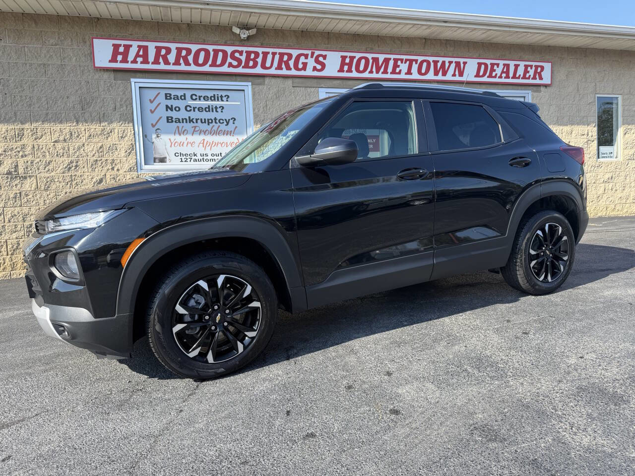 Used 2023 Chevrolet TrailBlazer LT w/ Convenience Package image 1