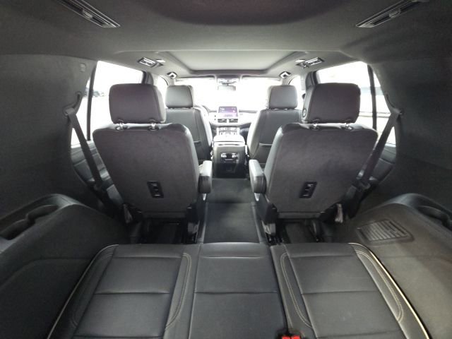 Used 2023 GMC Yukon SLT image 15