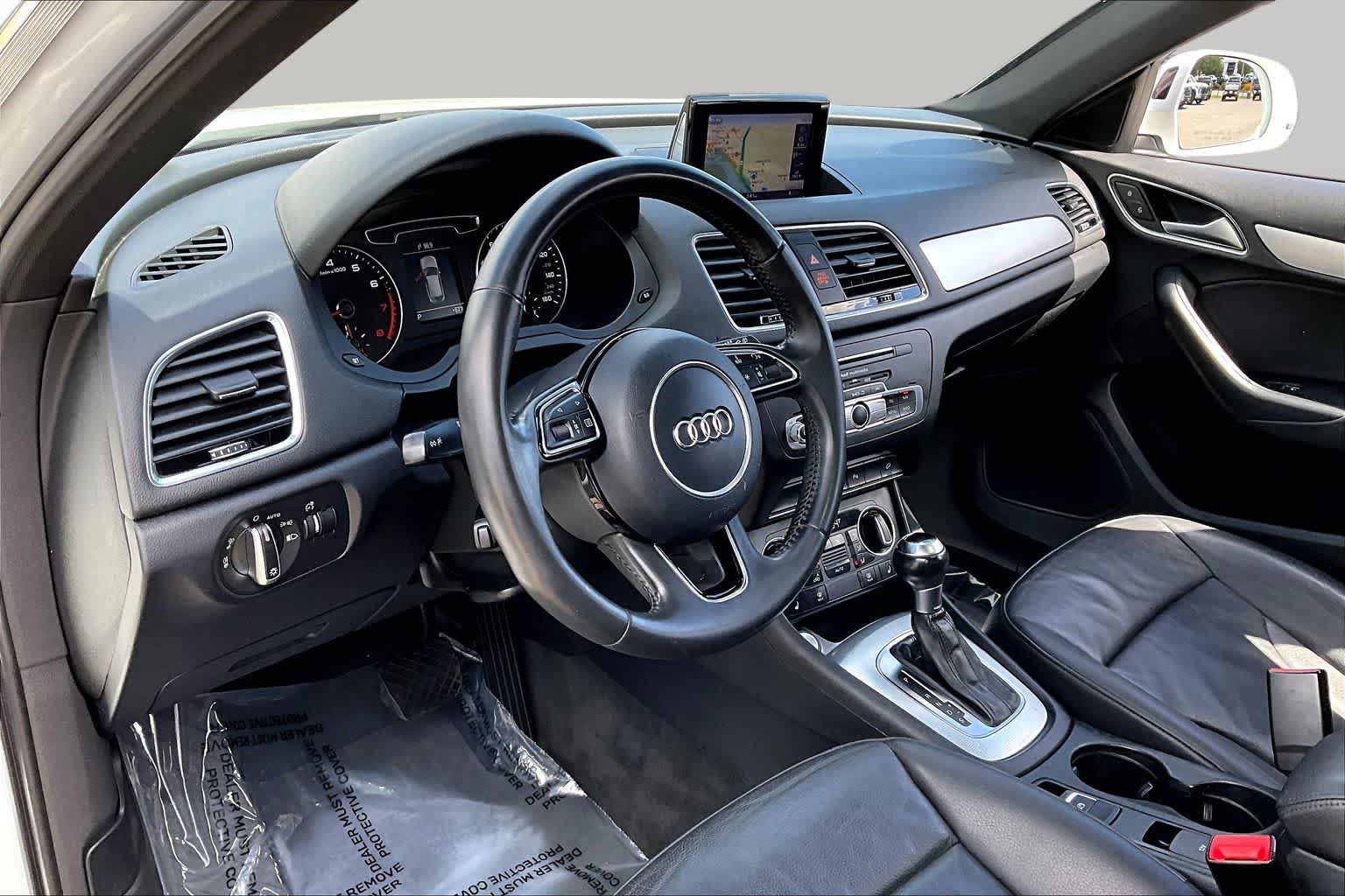Used 2016 Audi Q3 2.0T Premium Plus w/ Technology Package FWD image 17