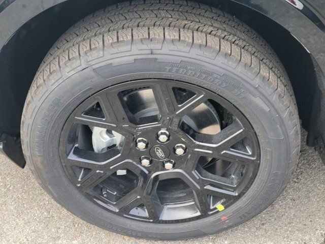 Used 2026 Ford Maverick Lobo AWD/4WD image 8