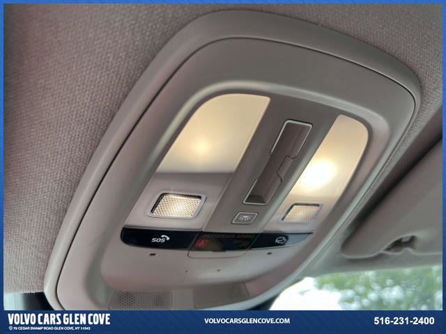 Used 2025 Volvo XC40 B5 Plus w/ Protection Package Premier image 33