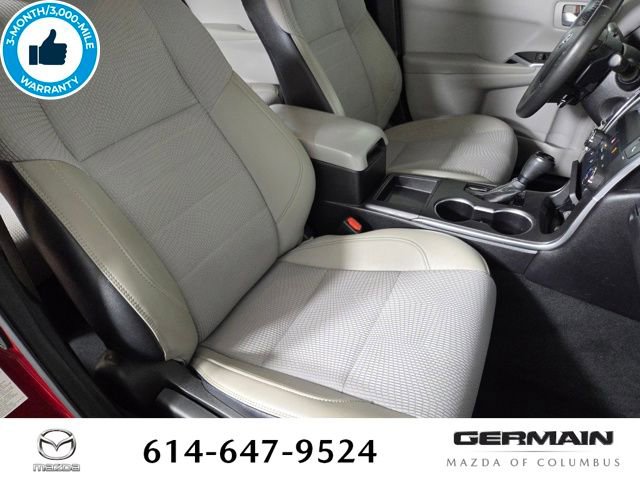 Used 2017 Toyota Camry SE image 29