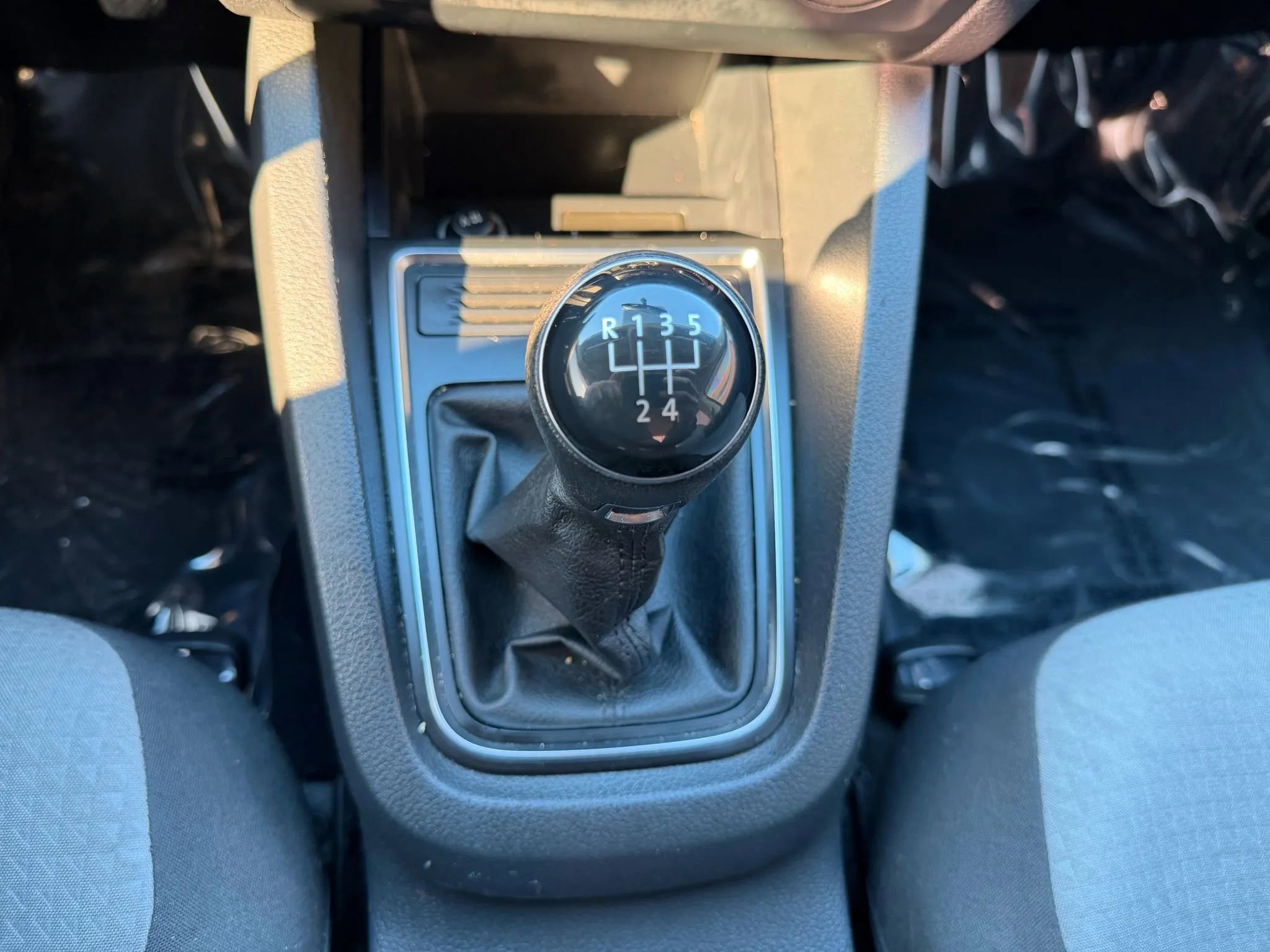 Used 2018 Volkswagen Jetta S w/ Cold Weather Package image 27