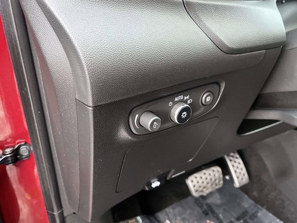 Certified 2023 Buick Encore GX Select w/ Sport Touring Package image 20