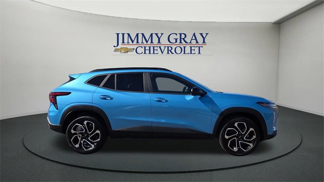 New 2026 Chevrolet Trax RS w/ Driver Confidence Package image 2