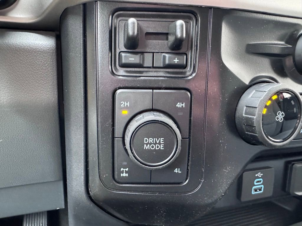 New 2026 Ford F250 XL w/ STX Appearance Package AWD/4WD image 30