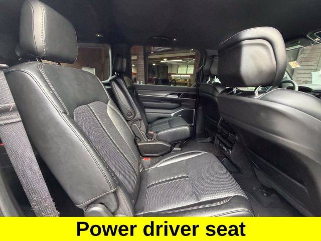 Used 2024 Jeep Wagoneer Series II AWD/4WD image 14