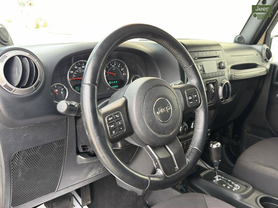 Used 2013 Jeep Wrangler Unlimited Sport image 14