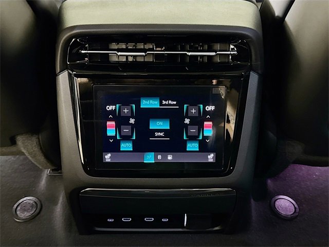 New 2025 Cadillac Escalade IQ Luxury 1 w/ Smart Trailering package image 14