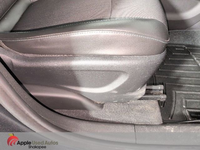 Used 2016 Chevrolet Trax LT w/ LT Sun and Sound Package image 40