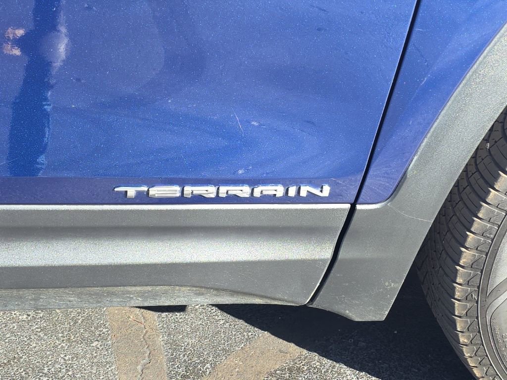 Used 2022 GMC Terrain SLT image 12