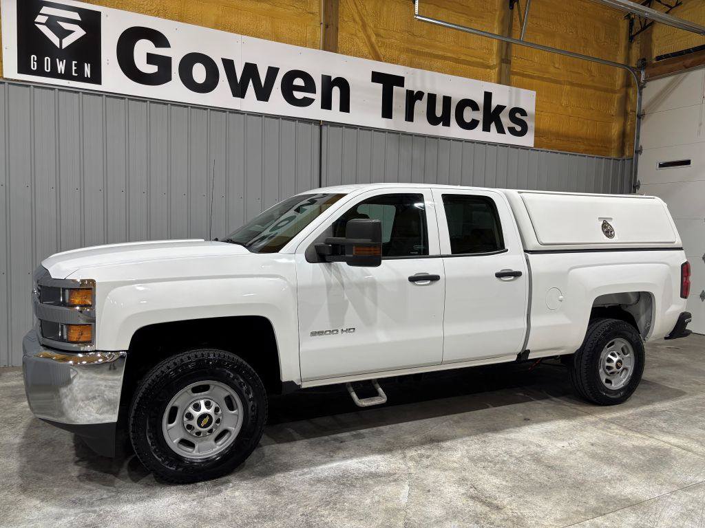 Used 2018 Chevrolet Silverado 2500 W/T w/ Snow Plow Prep Package AWD/4WD image 4