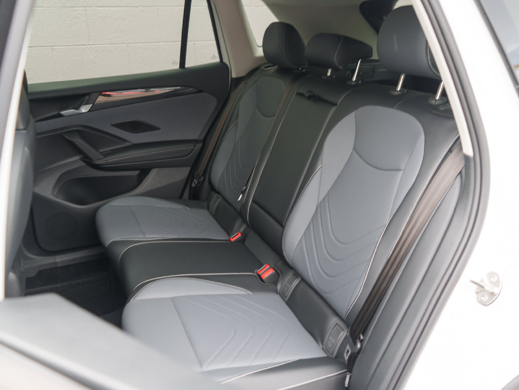 New 2026 Volkswagen Tiguan SE AWD/4WD image 11