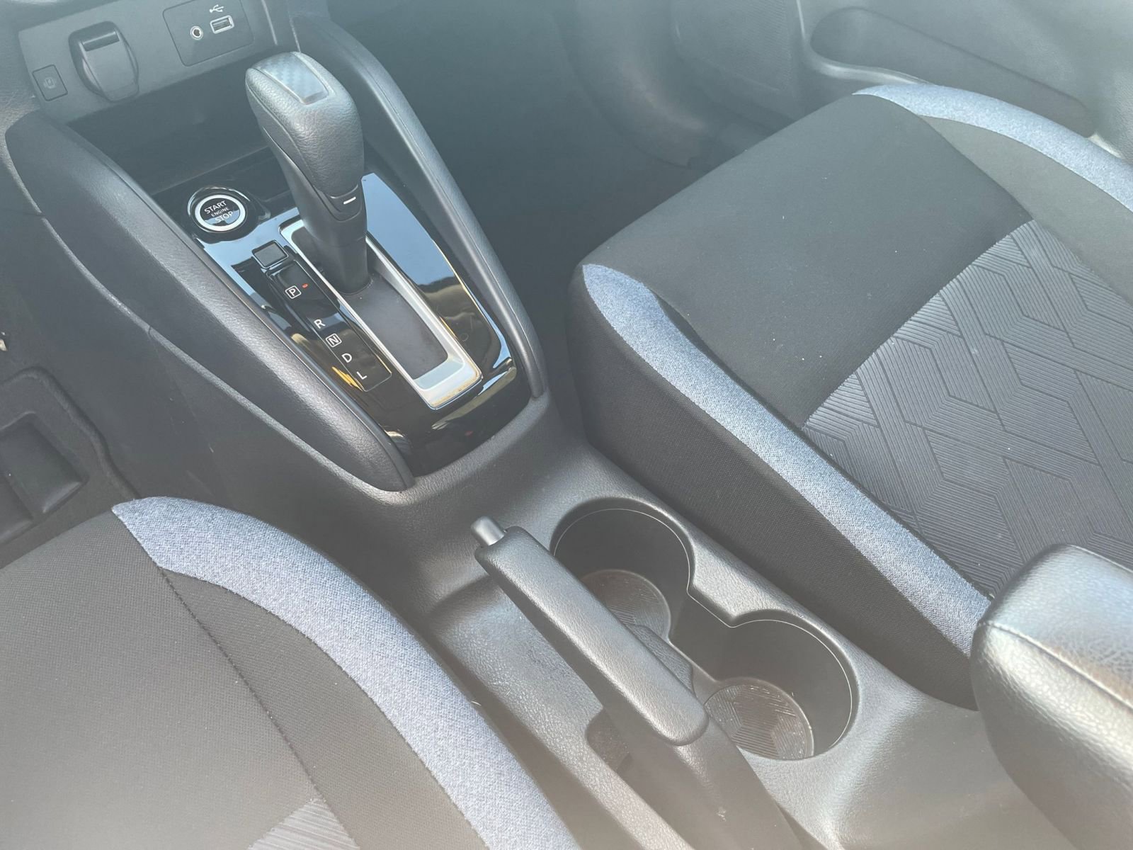 Used 2025 Nissan Versa SV image 36