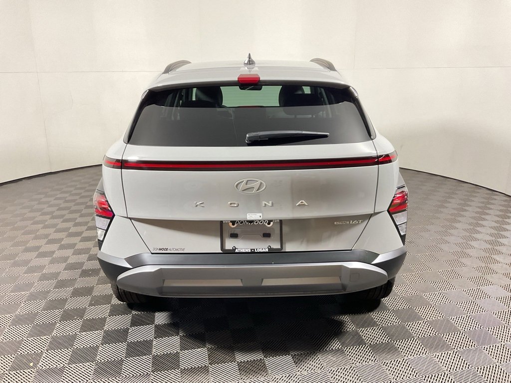 New 2026 Hyundai Kona SEL Premium image 11