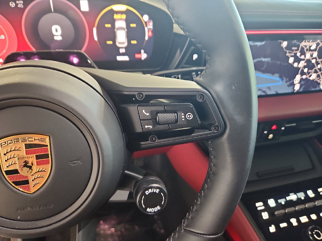Certified 2026 Porsche Macan 4 Electric AWD/4WD image 22