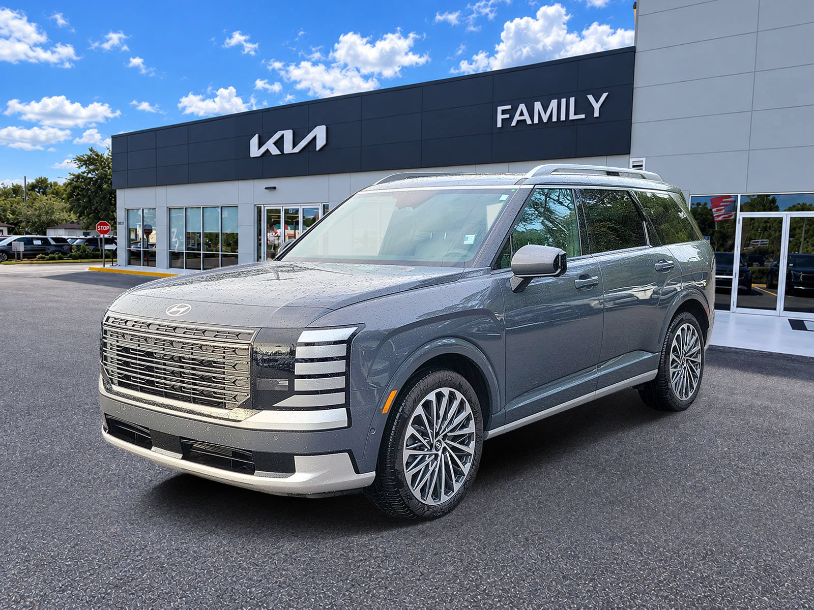 Used 2026 Hyundai Palisade Calligraphy AWD/4WD image 3