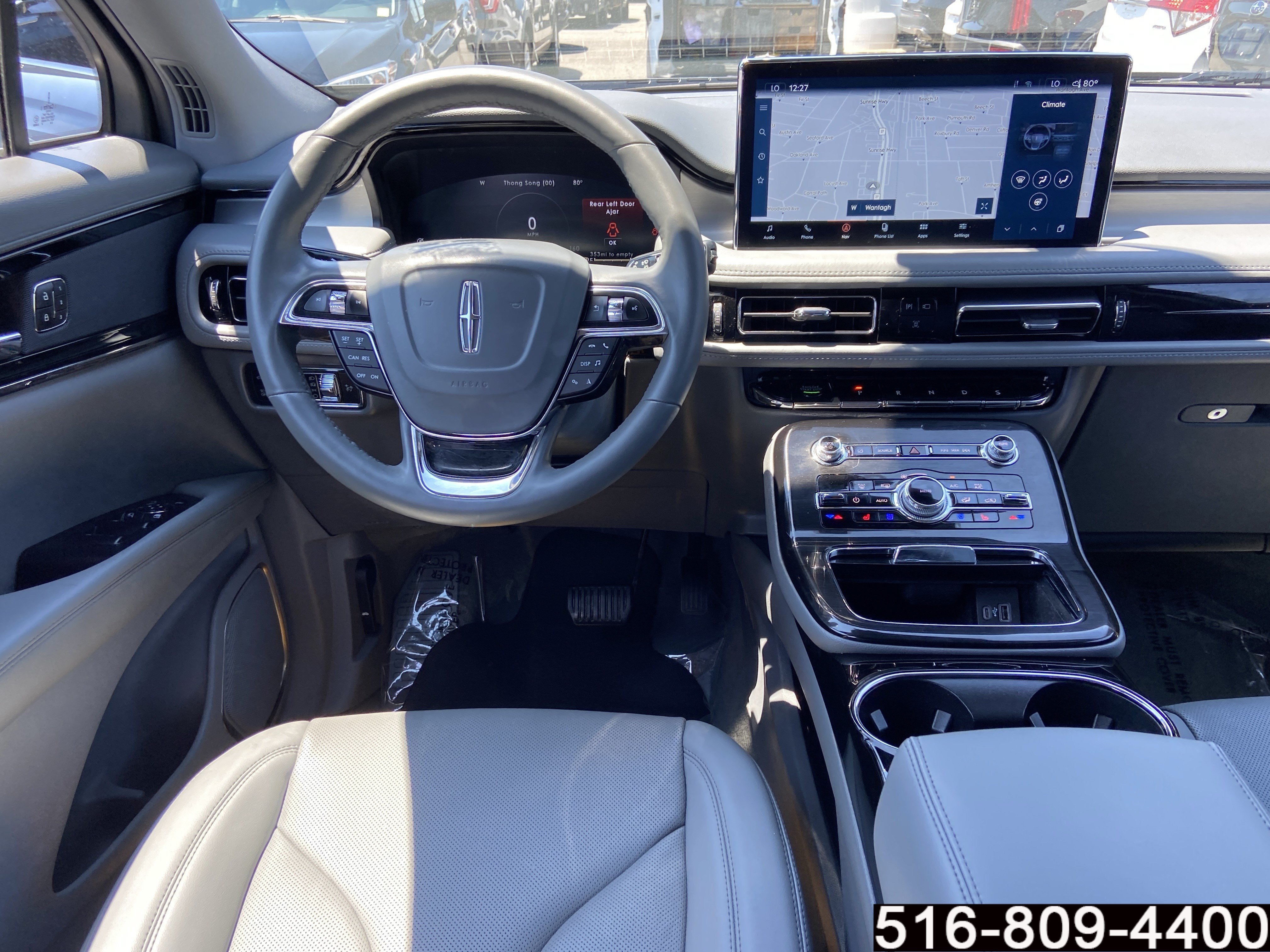 Used 2023 Lincoln Nautilus Reserve AWD/4WD image 12