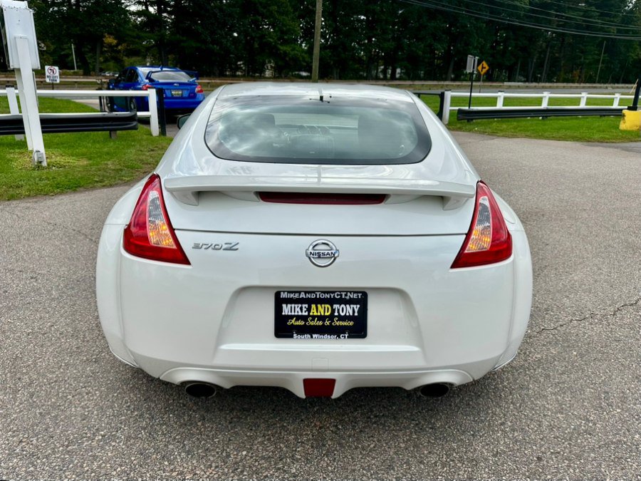 Used 2013 Nissan 370Z Coupe w/ Sport Pkg RWD image 7