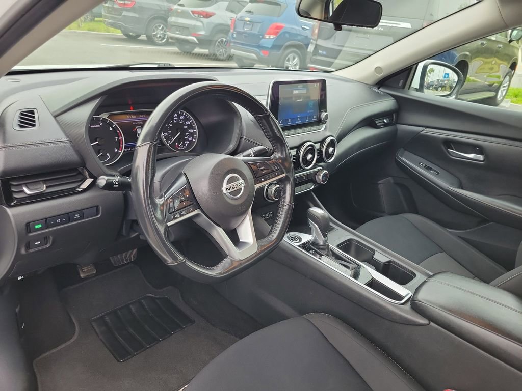 Used 2022 Nissan Sentra SV image 12